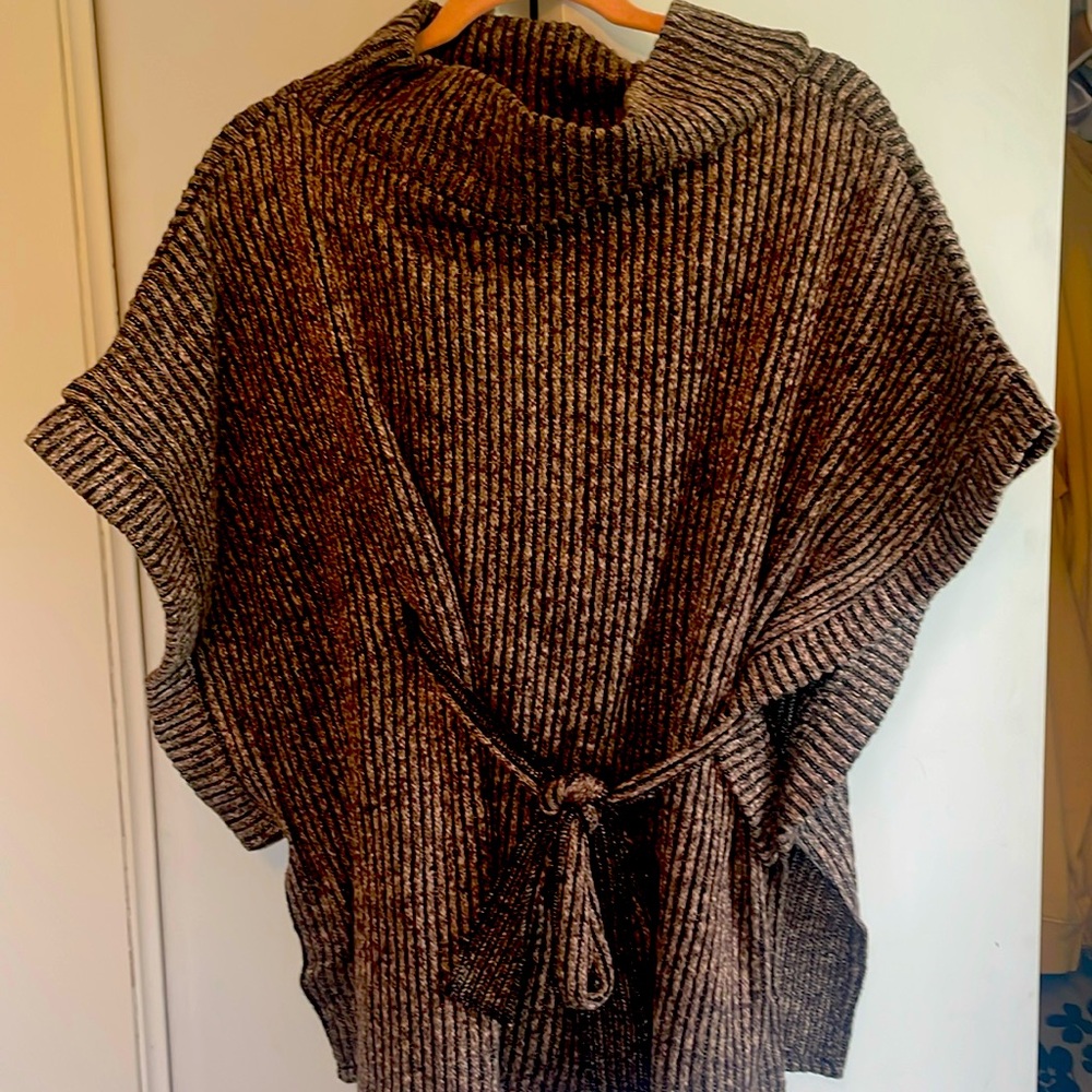 NEW pullover poncho